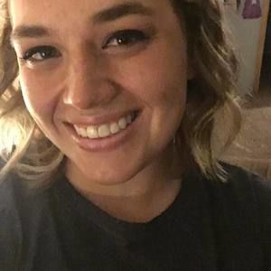 Meet your Posher, Caitlin